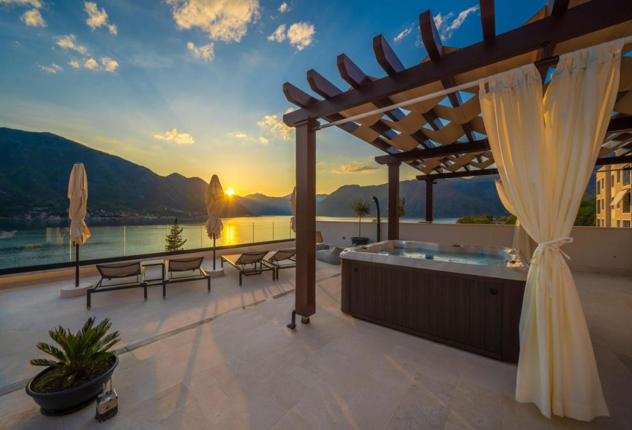 Boutique Hotel R Palazzo Kotor Exterior foto
